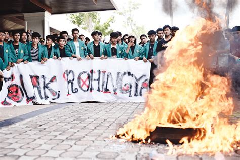Students in Indonesia protest the growing numbers of Rohingya refugees in Aceh province